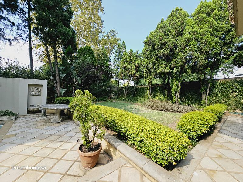 To Let 4 Bedroom Property for Rent in Morningside Gauteng