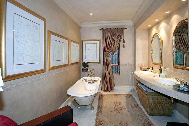 To Let 4 Bedroom Property for Rent in Morningside Gauteng