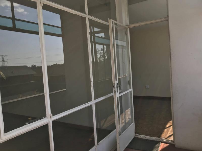To Let 2 Bedroom Property for Rent in Kew Gauteng