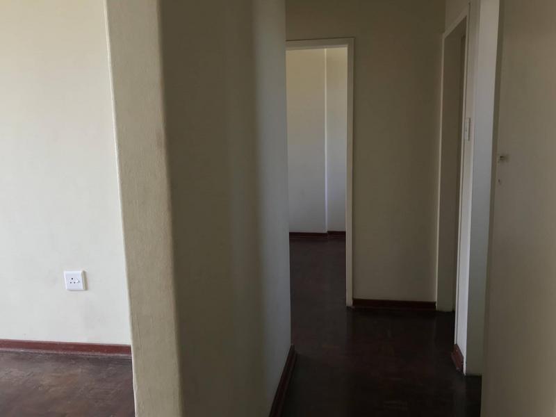 To Let 2 Bedroom Property for Rent in Kew Gauteng