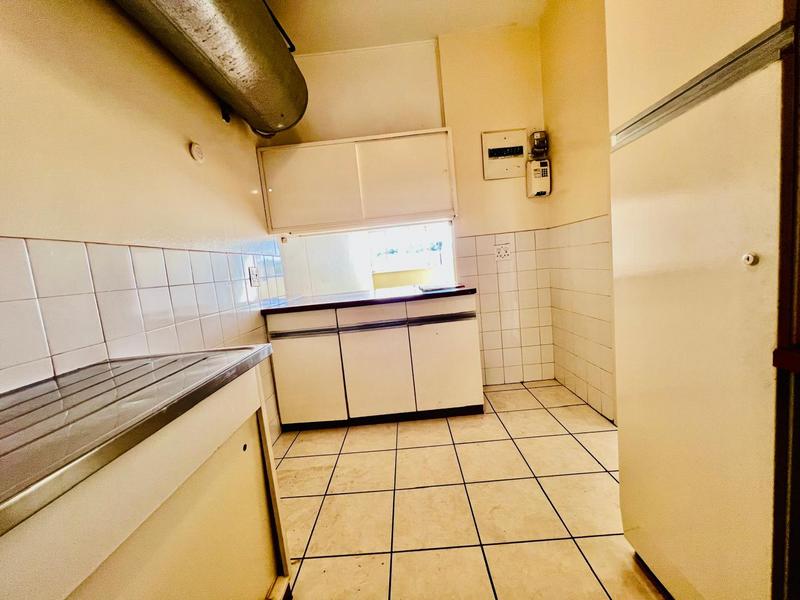 To Let 1 Bedroom Property for Rent in Kew Gauteng