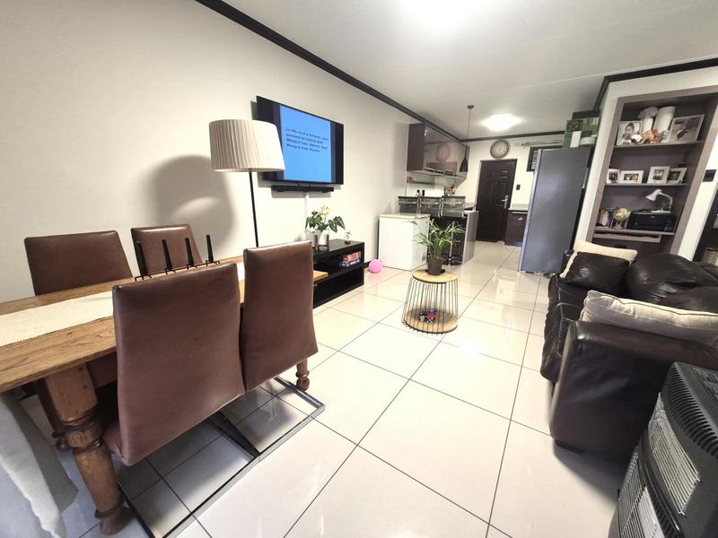 To Let 2 Bedroom Property for Rent in Blue Hills Gauteng