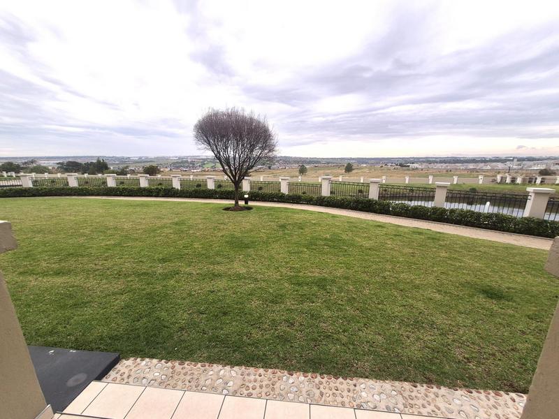 To Let 2 Bedroom Property for Rent in Blue Hills Gauteng