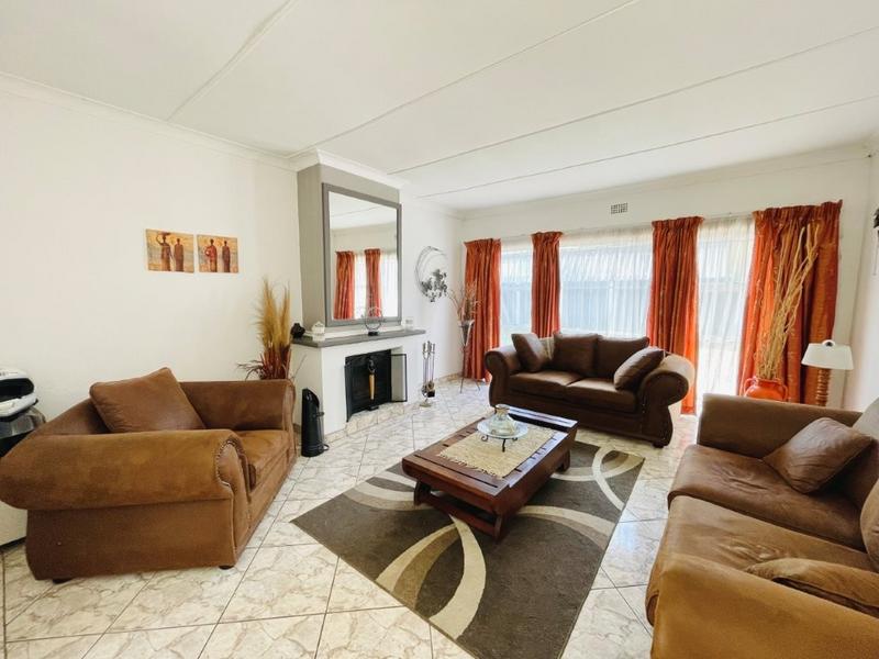 4 Bedroom Property for Sale in Randhart Gauteng