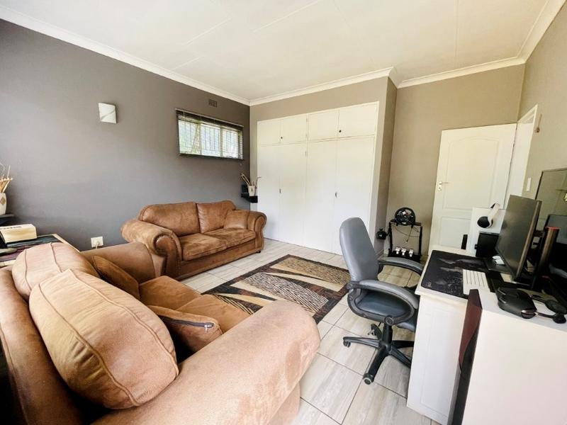 4 Bedroom Property for Sale in Randhart Gauteng