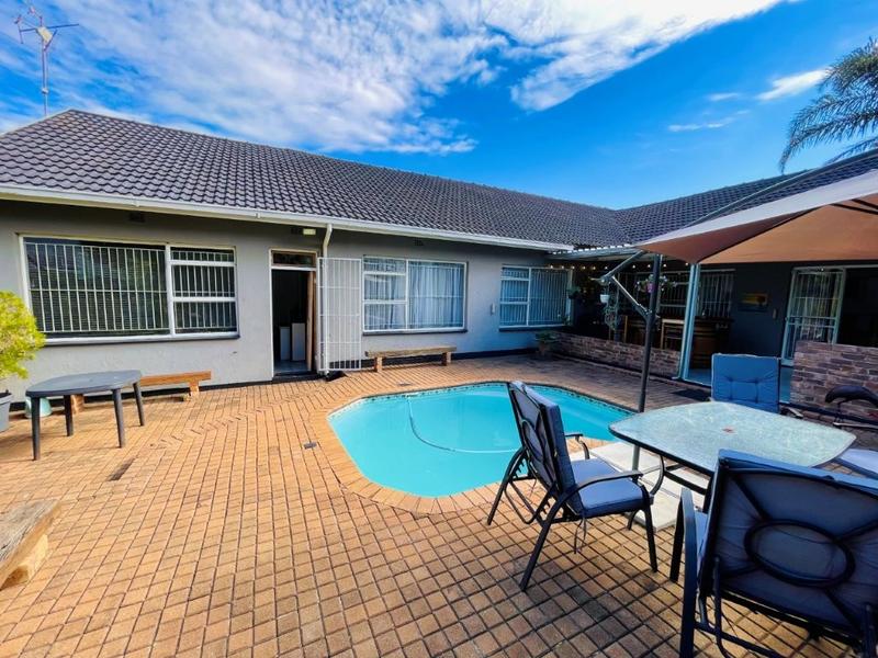 4 Bedroom Property for Sale in Randhart Gauteng