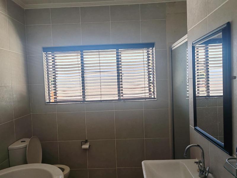To Let 2 Bedroom Property for Rent in Solheim Gauteng