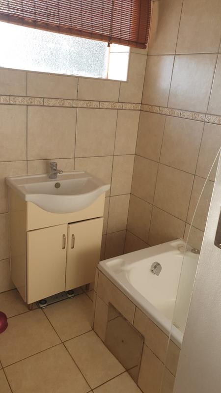 To Let 3 Bedroom Property for Rent in Primrose Gauteng