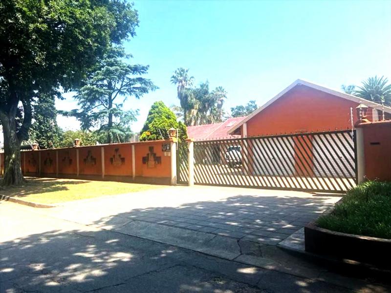 4 Bedroom Property for Sale in Beyers Park Gauteng