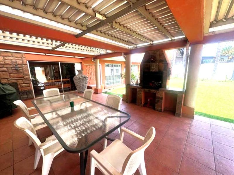 4 Bedroom Property for Sale in Beyers Park Gauteng