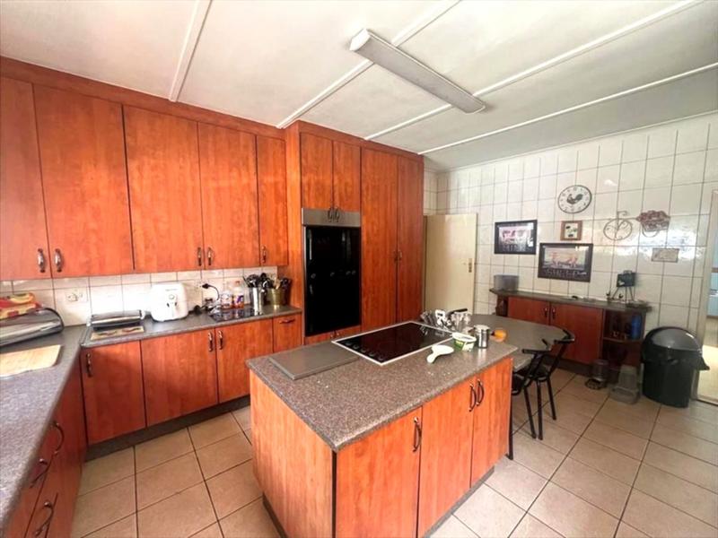 4 Bedroom Property for Sale in Beyers Park Gauteng