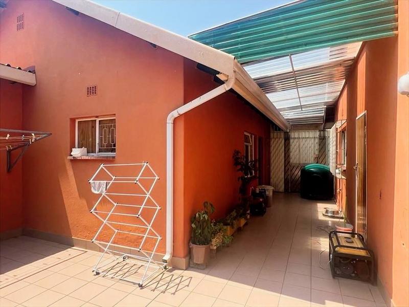 4 Bedroom Property for Sale in Beyers Park Gauteng