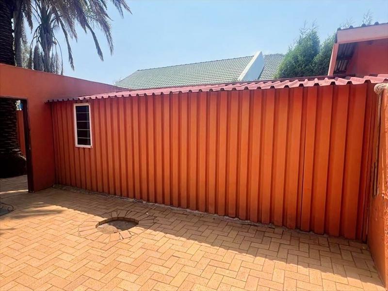 4 Bedroom Property for Sale in Beyers Park Gauteng