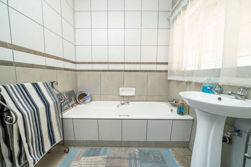 3 Bedroom Property for Sale in Parkrand Gauteng