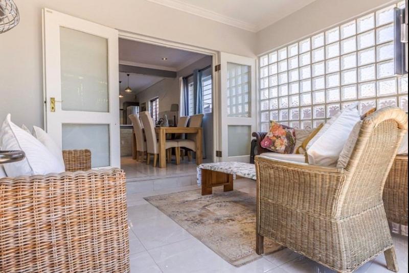 To Let 3 Bedroom Property for Rent in Pineslopes Gauteng