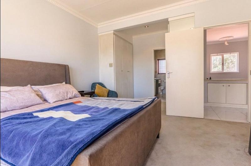 To Let 3 Bedroom Property for Rent in Pineslopes Gauteng