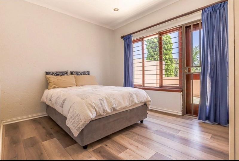 To Let 3 Bedroom Property for Rent in Pineslopes Gauteng