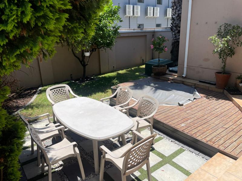 To Let 3 Bedroom Property for Rent in Pineslopes Gauteng