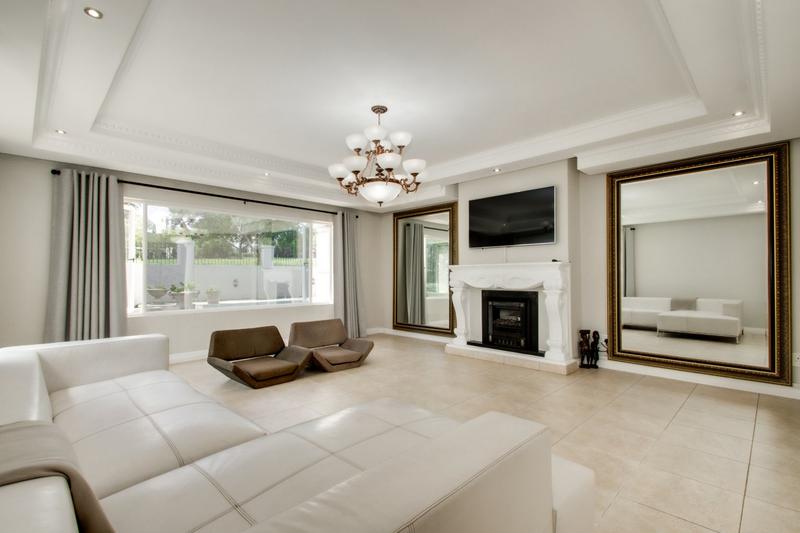 To Let 4 Bedroom Property for Rent in Dainfern Golf Estate Gauteng