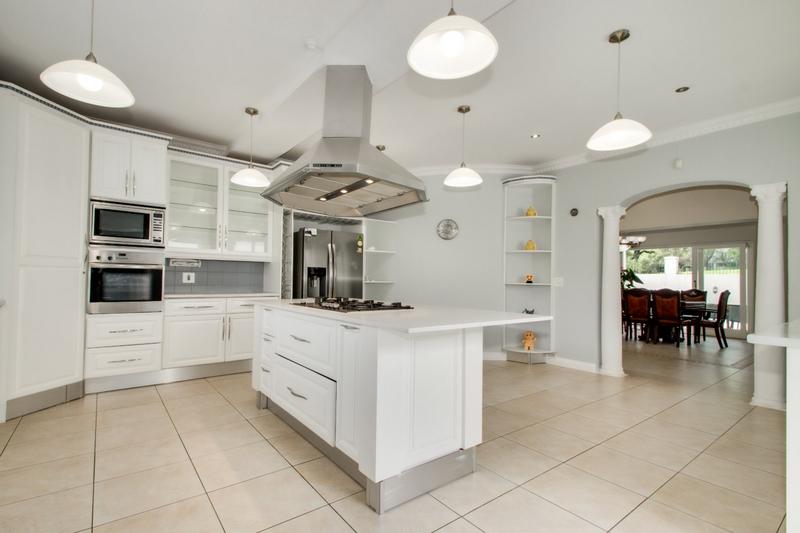 To Let 4 Bedroom Property for Rent in Dainfern Golf Estate Gauteng