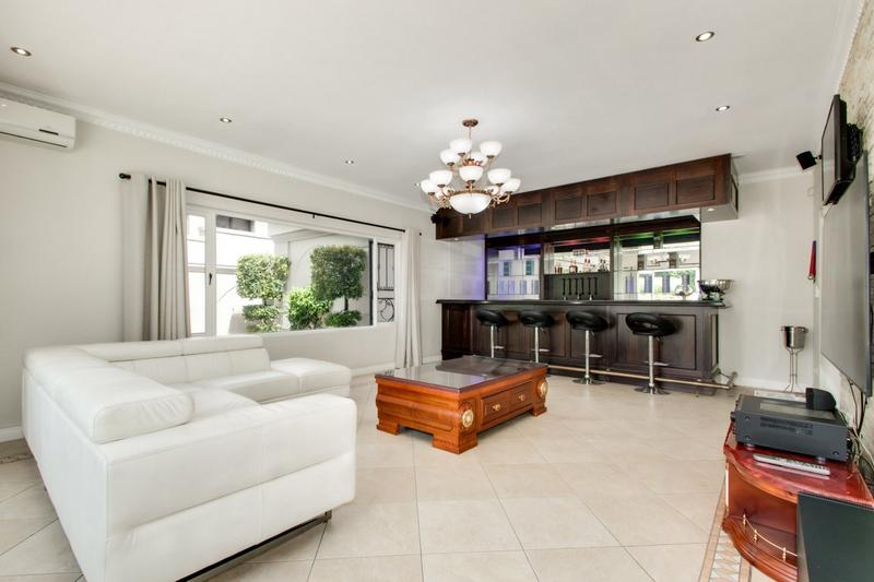 To Let 4 Bedroom Property for Rent in Dainfern Golf Estate Gauteng