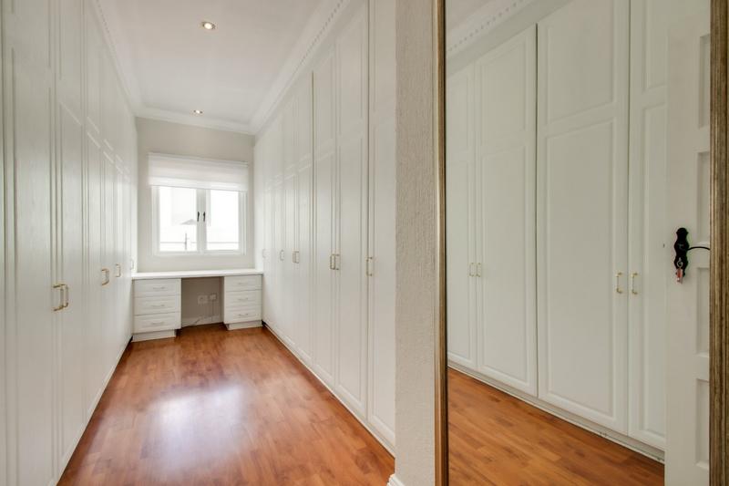 To Let 4 Bedroom Property for Rent in Dainfern Golf Estate Gauteng