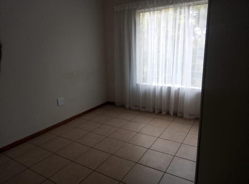2 Bedroom Property for Sale in Pretoria North Gauteng