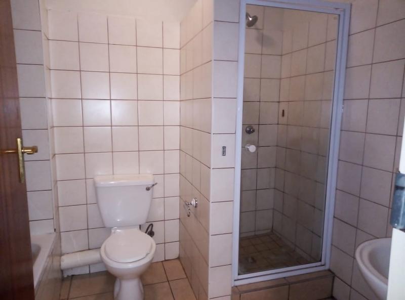 2 Bedroom Property for Sale in Pretoria North Gauteng