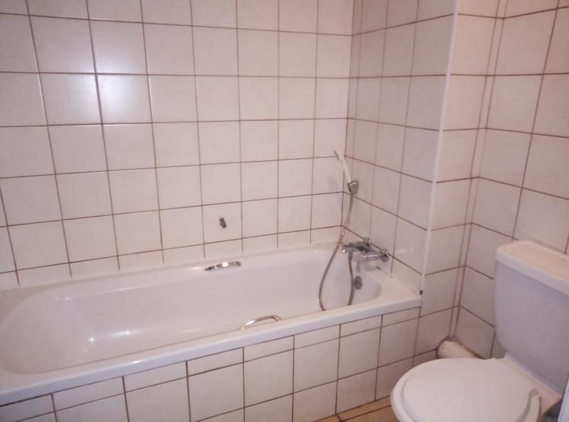 2 Bedroom Property for Sale in Pretoria North Gauteng