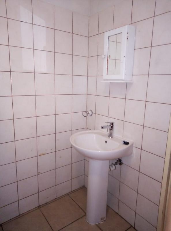 2 Bedroom Property for Sale in Pretoria North Gauteng