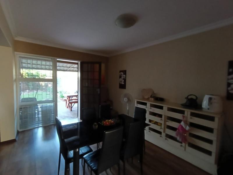 To Let 3 Bedroom Property for Rent in Casseldale Gauteng
