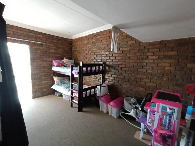 To Let 3 Bedroom Property for Rent in Casseldale Gauteng