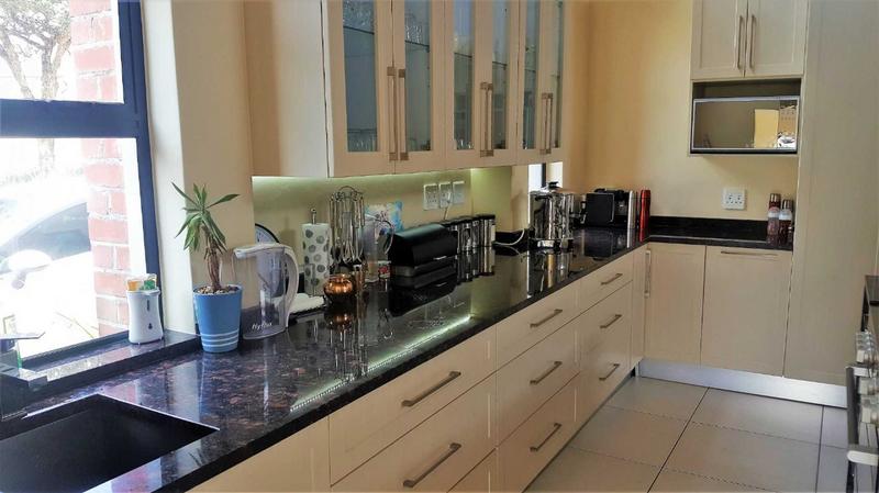 3 Bedroom Property for Sale in Copperleaf Estate Gauteng