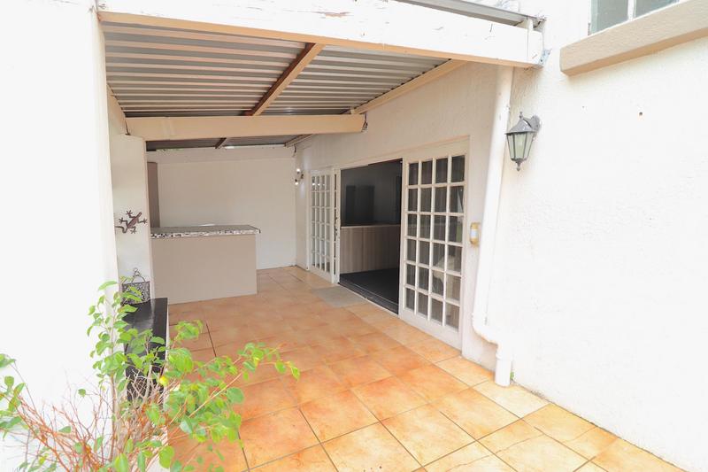 To Let 1 Bedroom Property for Rent in Petervale Gauteng