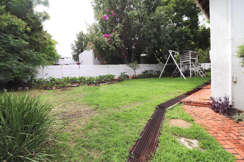 To Let 1 Bedroom Property for Rent in Petervale Gauteng