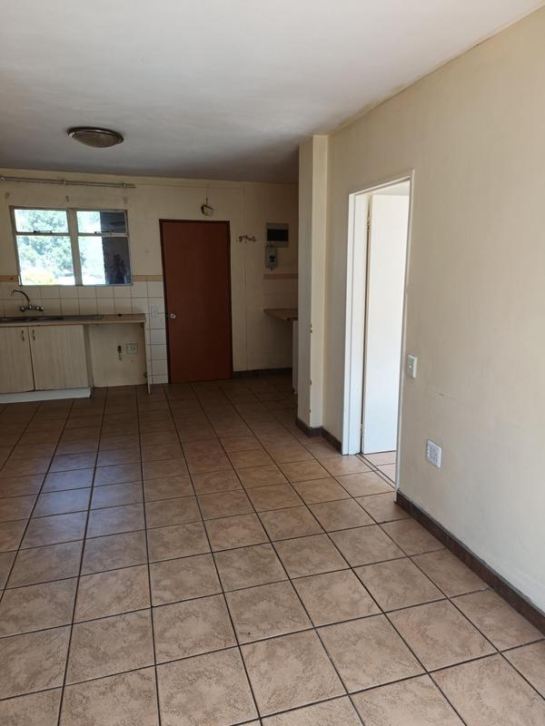 To Let 2 Bedroom Property for Rent in Die Wilgers Gauteng