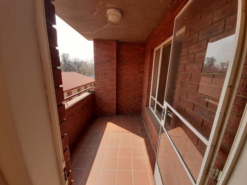 To Let 2 Bedroom Property for Rent in Die Wilgers Gauteng
