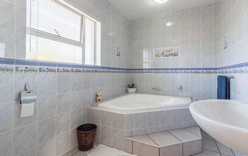 4 Bedroom Property for Sale in Brentwood Gauteng