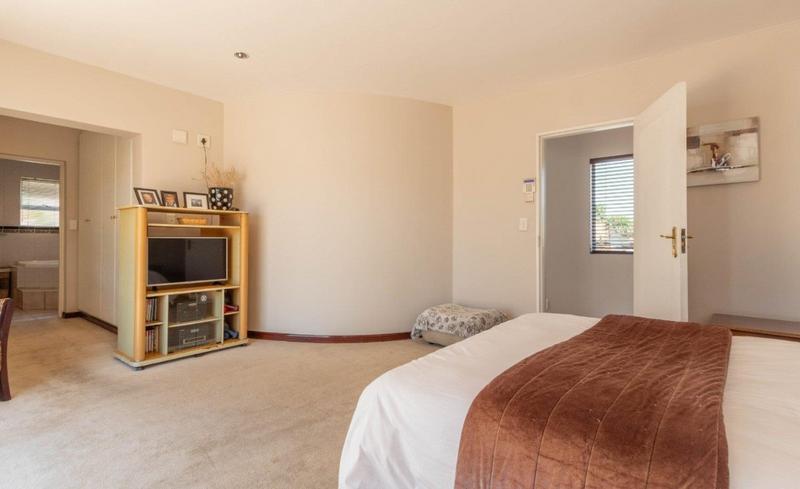 4 Bedroom Property for Sale in Brentwood Gauteng