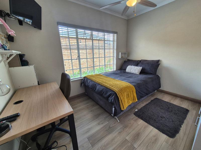 3 Bedroom Property for Sale in New Redruth Gauteng