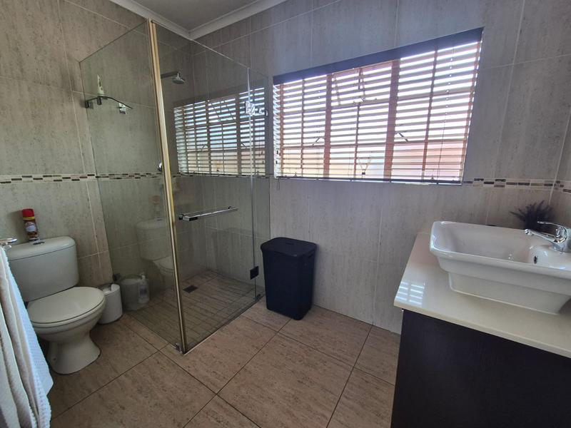 3 Bedroom Property for Sale in New Redruth Gauteng