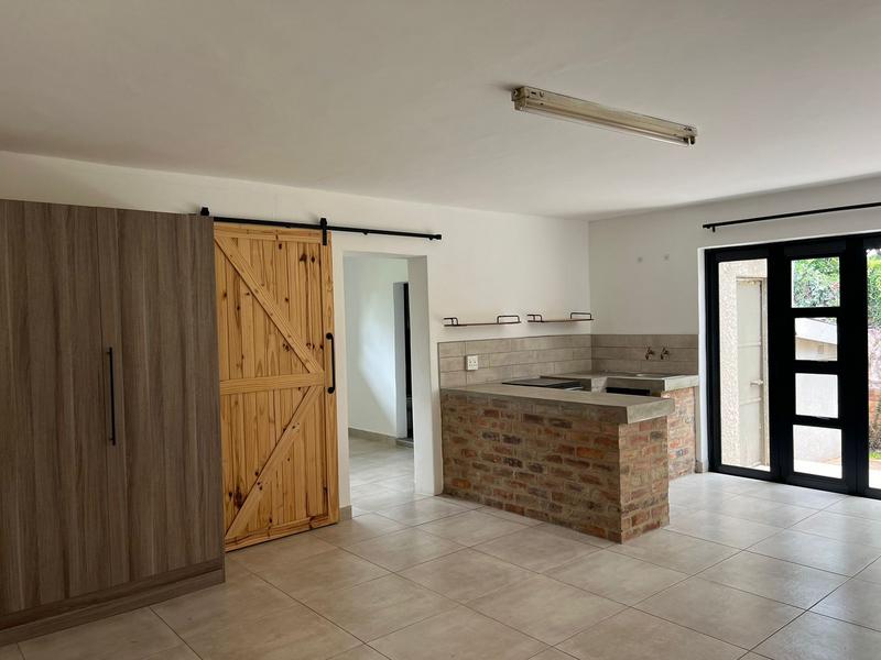 To Let 1 Bedroom Property for Rent in Lynnwood Manor Gauteng