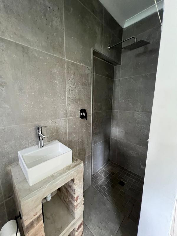 To Let 1 Bedroom Property for Rent in Lynnwood Manor Gauteng