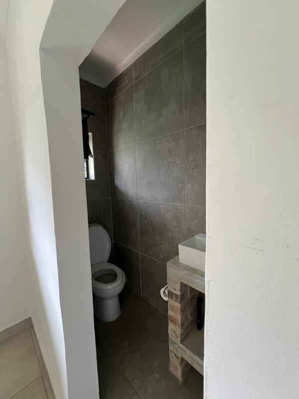 To Let 1 Bedroom Property for Rent in Lynnwood Manor Gauteng