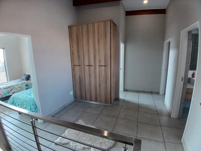 3 Bedroom Property for Sale in Silver Lakes Gauteng