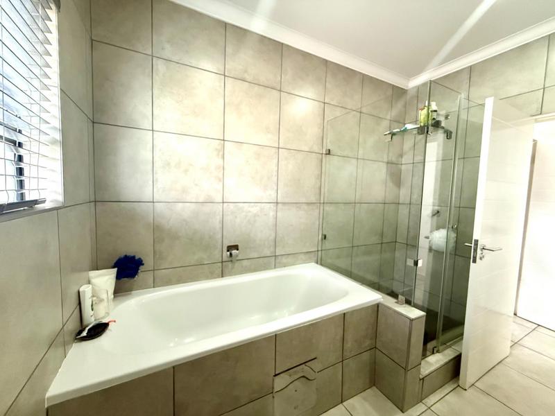 3 Bedroom Property for Sale in Silver Lakes Gauteng