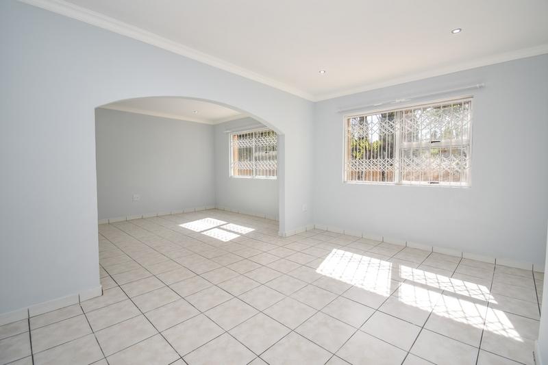 4 Bedroom Property for Sale in Sunninghill Gauteng