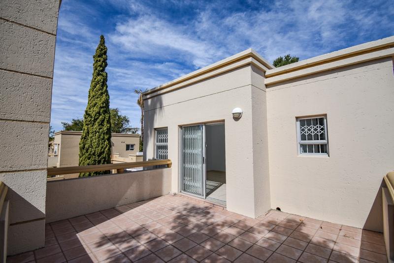 4 Bedroom Property for Sale in Sunninghill Gauteng