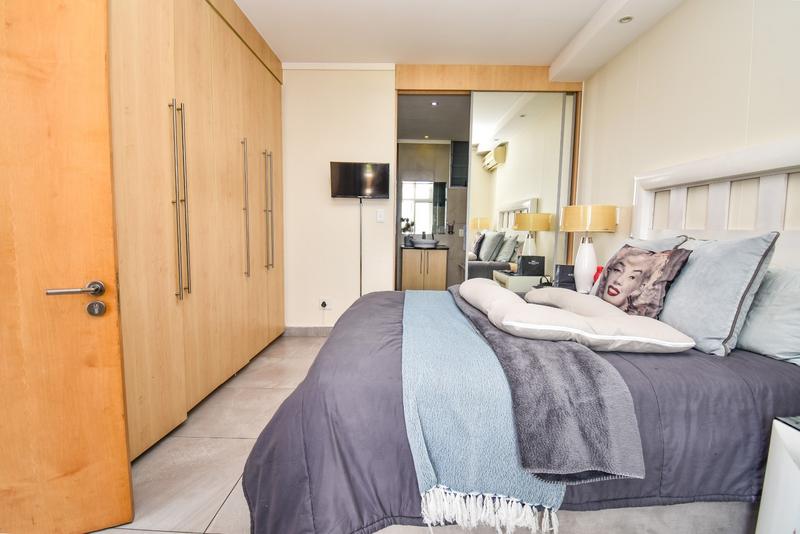 To Let 1 Bedroom Property for Rent in Sandton Central Gauteng