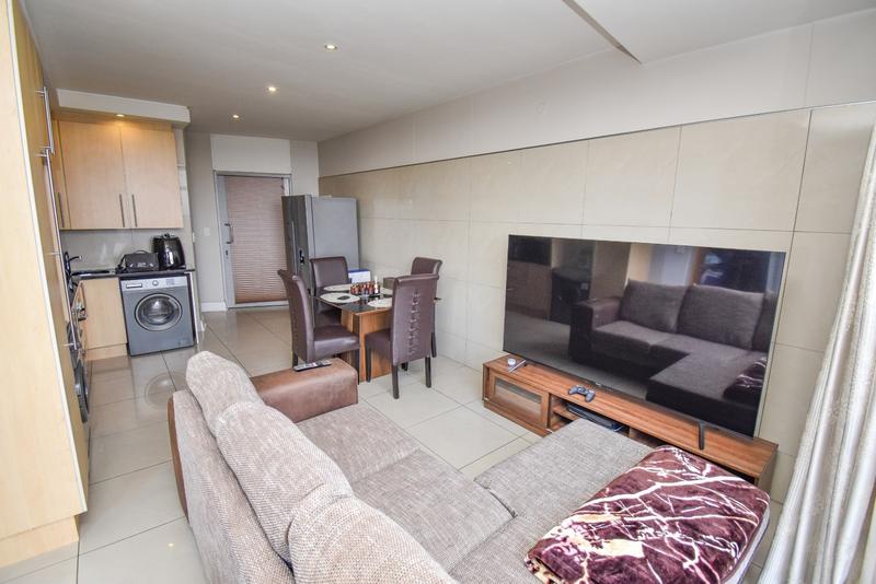 1 Bedroom Property for Sale in Sandton Central Gauteng